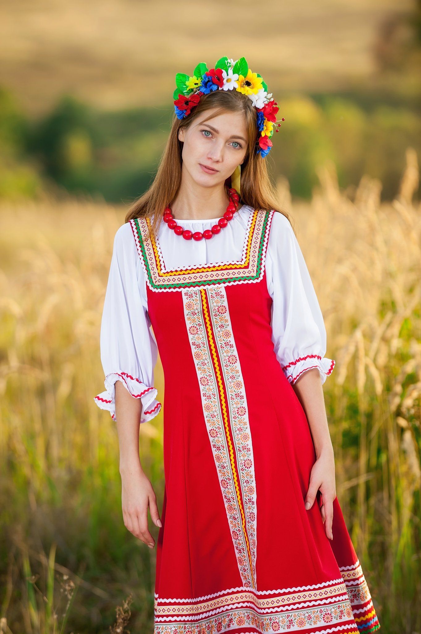 Women in Slavic costumes in Ottawa