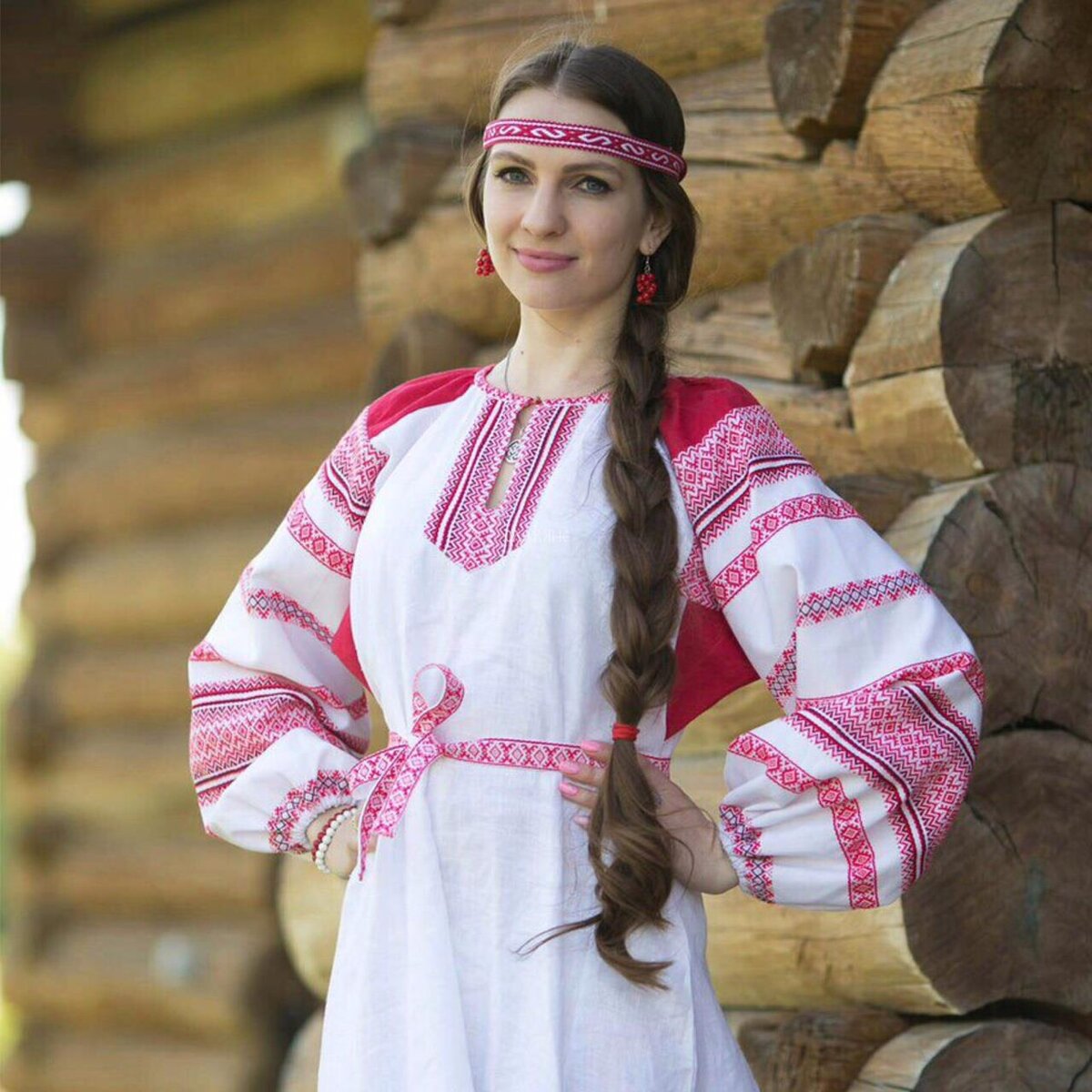 Girls in Slavic costumes in Ottawa