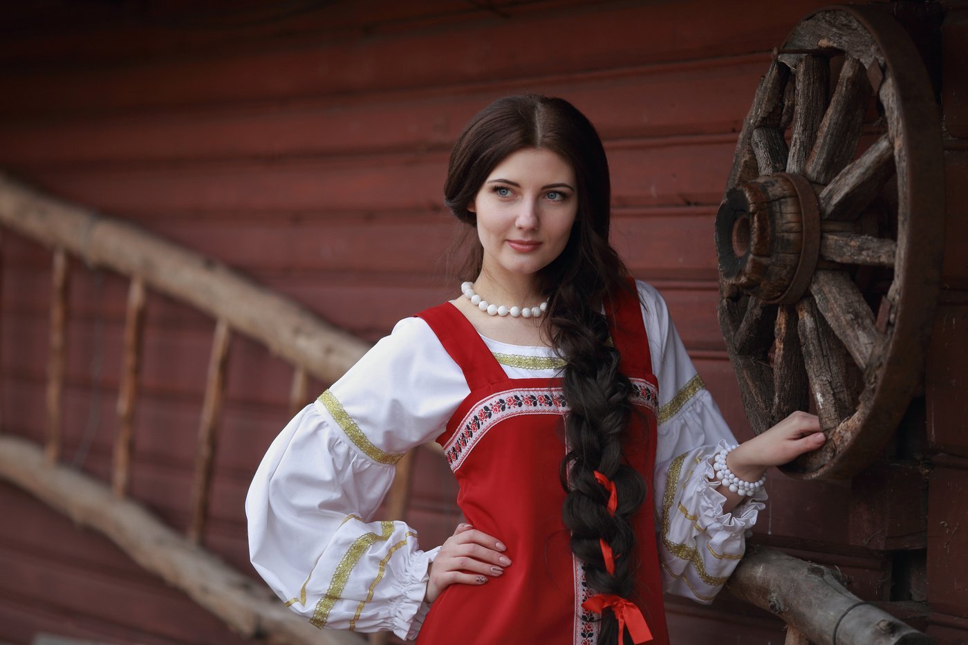 Girls in Slavic costumes in Ottawa